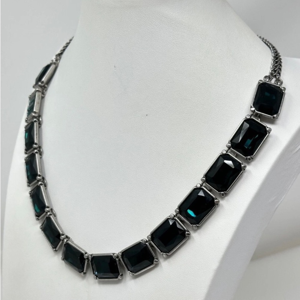 Lia Sophia versailles blue  Faceted Rectangle silver tone Necklace RETIRED